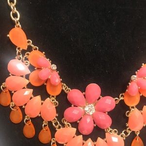 Statement necklace